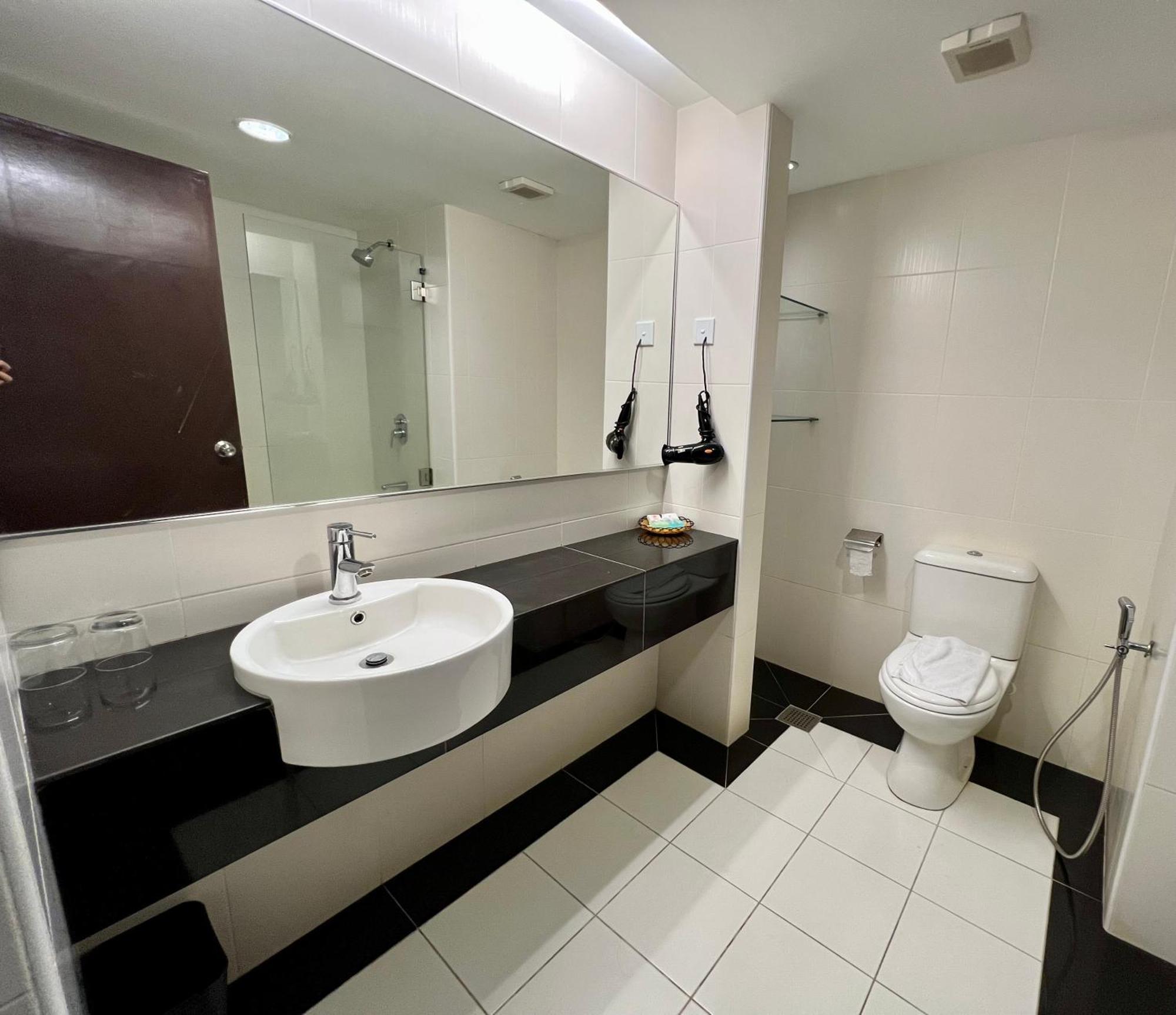 Hotel Yt Midtown Κουάλα Τερενγκάνου Εξωτερικό φωτογραφία
